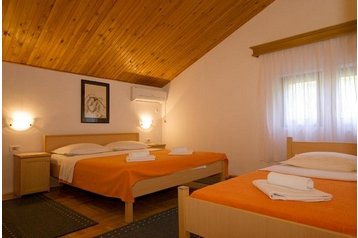 Čierna Hora Privát Sveti Stefan, Exteriér